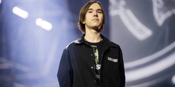 绿色龙B冲策略效果显著！ TyLoo 将老大师击杀，战胜 3DMAX 取得首张地图